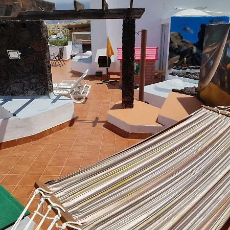 Chill Out Tenerife * Арона