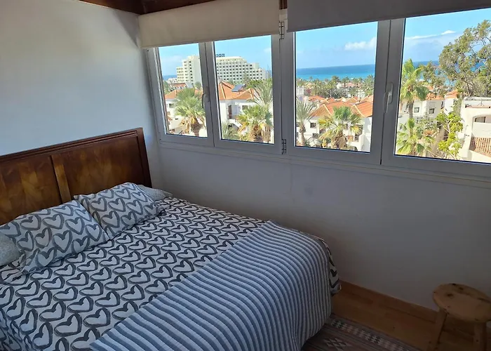 Chill Out Tenerife Apartment *