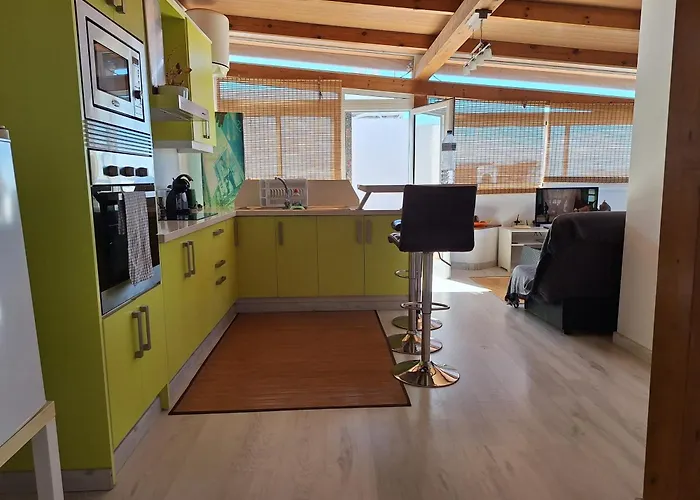 Chill Out Tenerife Apartment *