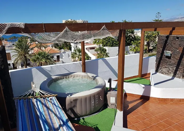 Chill Out Tenerife 아로나