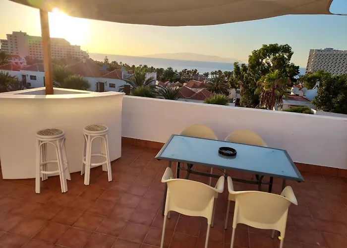 Chill Out Tenerife 아로나